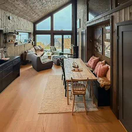 Modern With Mountain Views In